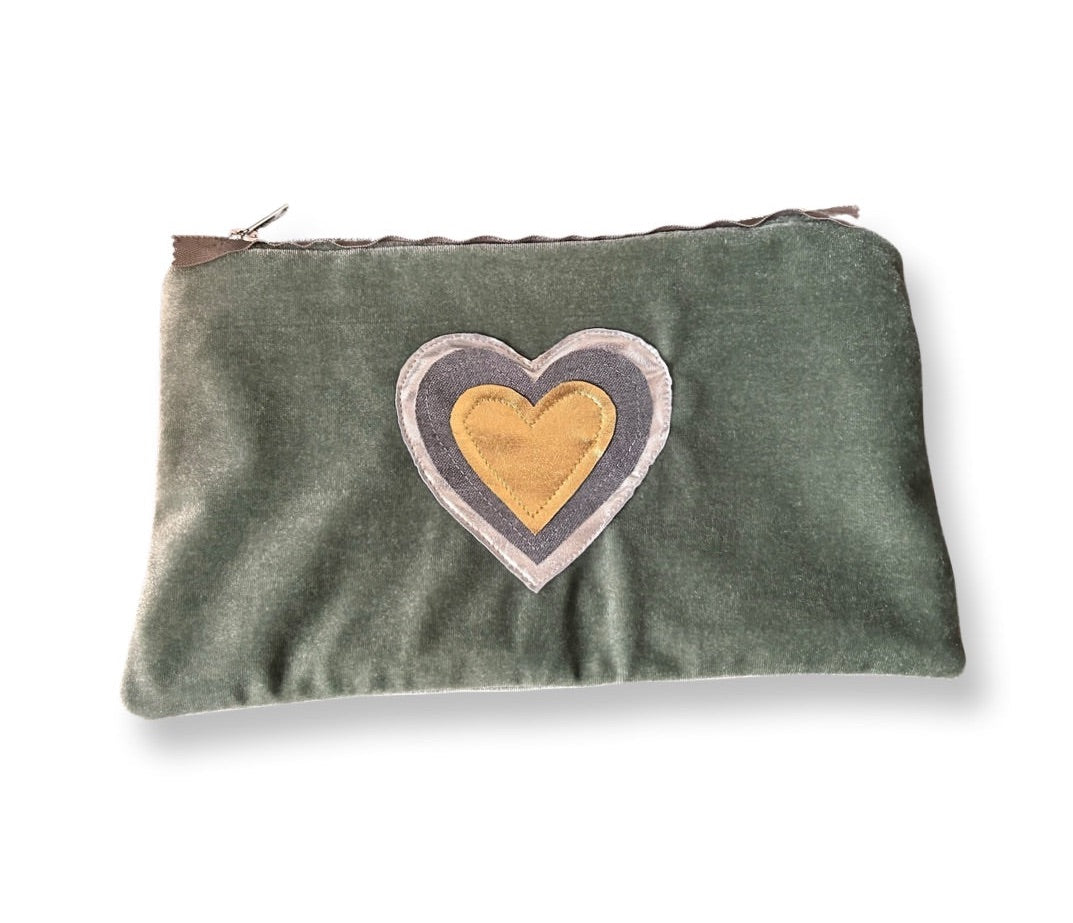 Heart Velvet Pouch