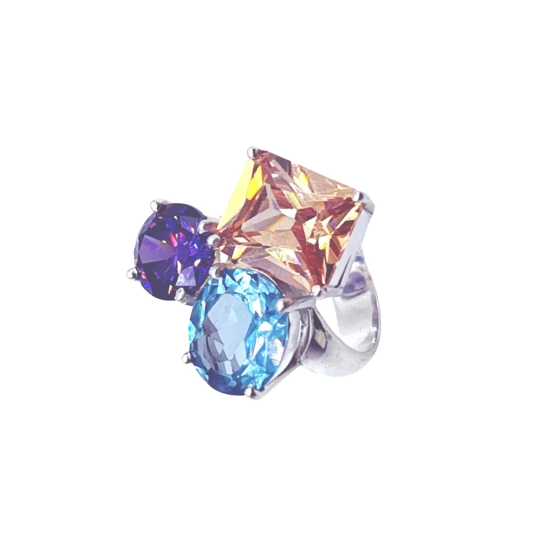 The Manifesting Ring